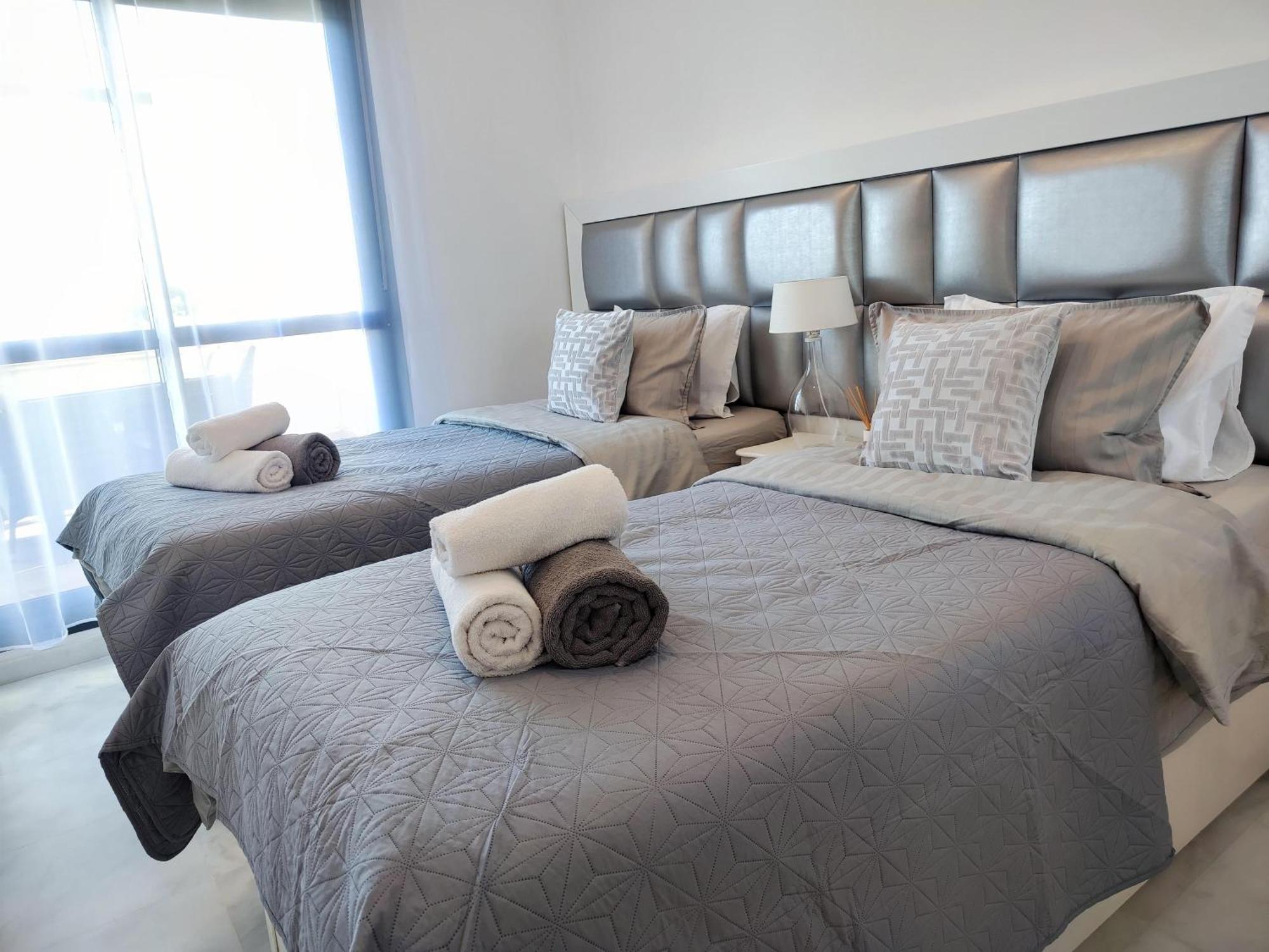 埃斯特波纳Luxury Duplex Infinity Pool Ehhouse公寓 外观 照片